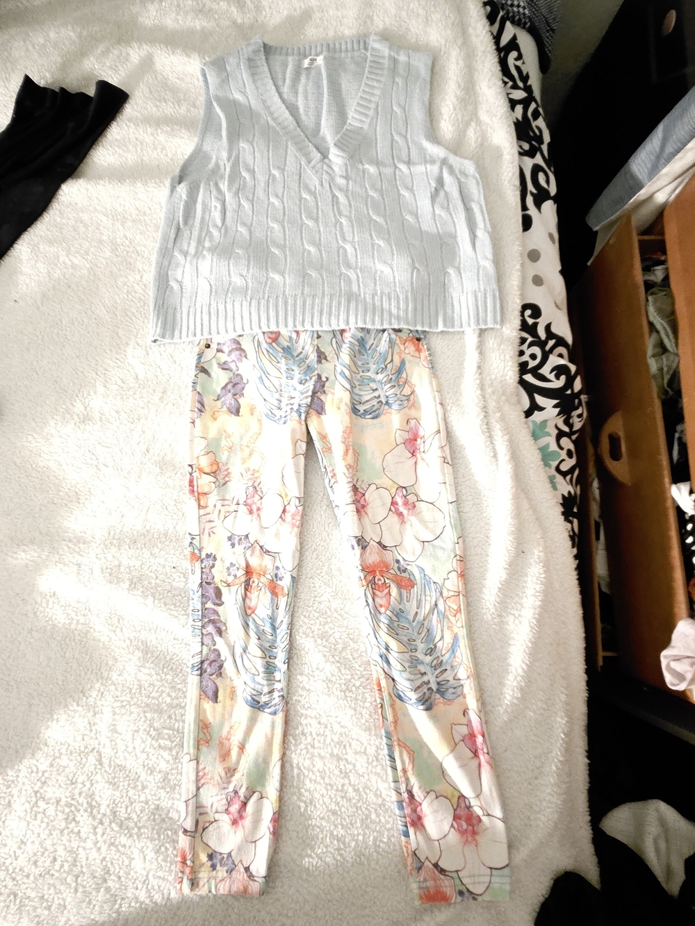 Mixed Lot Xs-SMALL SEVERAL ITEMS!! FOR EVERYDAY USE!